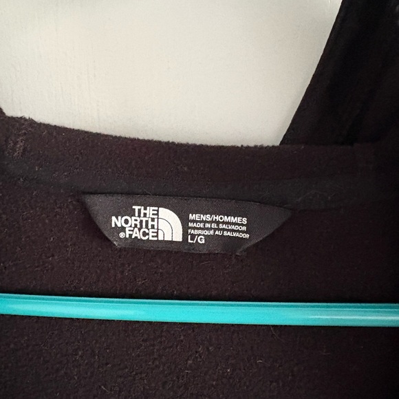 The North Face Black Fleece Jacket - Picture 3 of 3